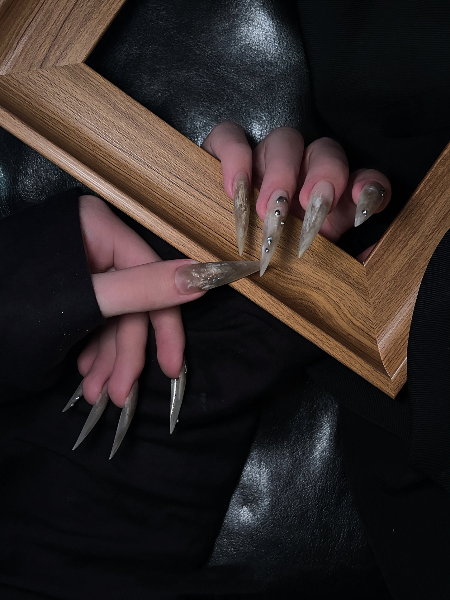 ✦ [Lavière] “Tomb Gloss”