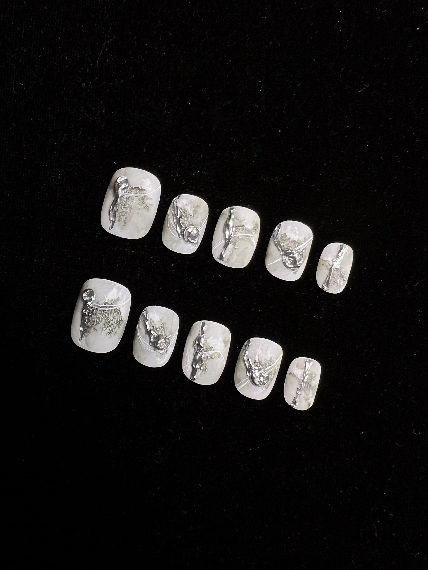 Aerolite Fragment White