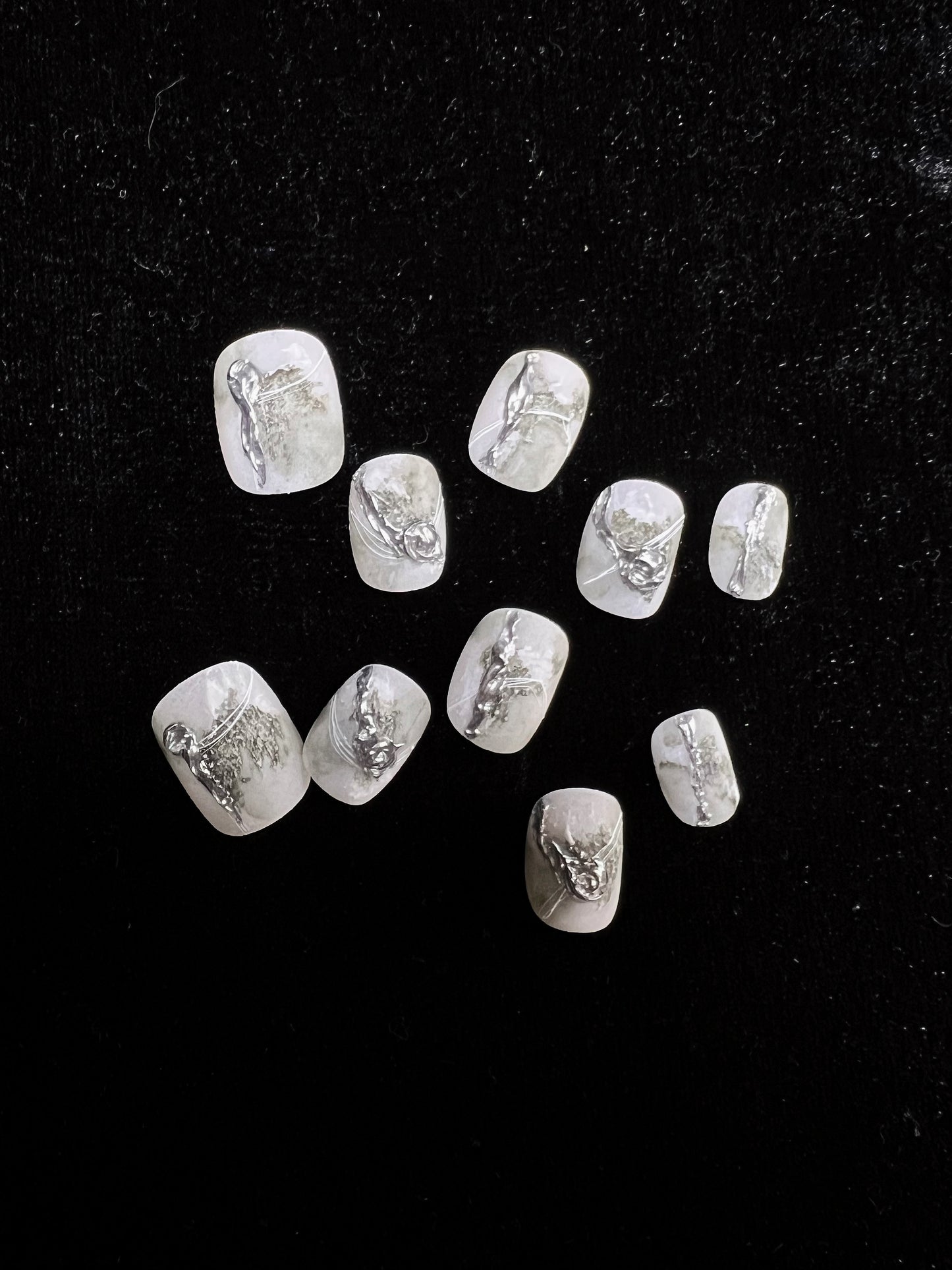 Aerolite Fragment White