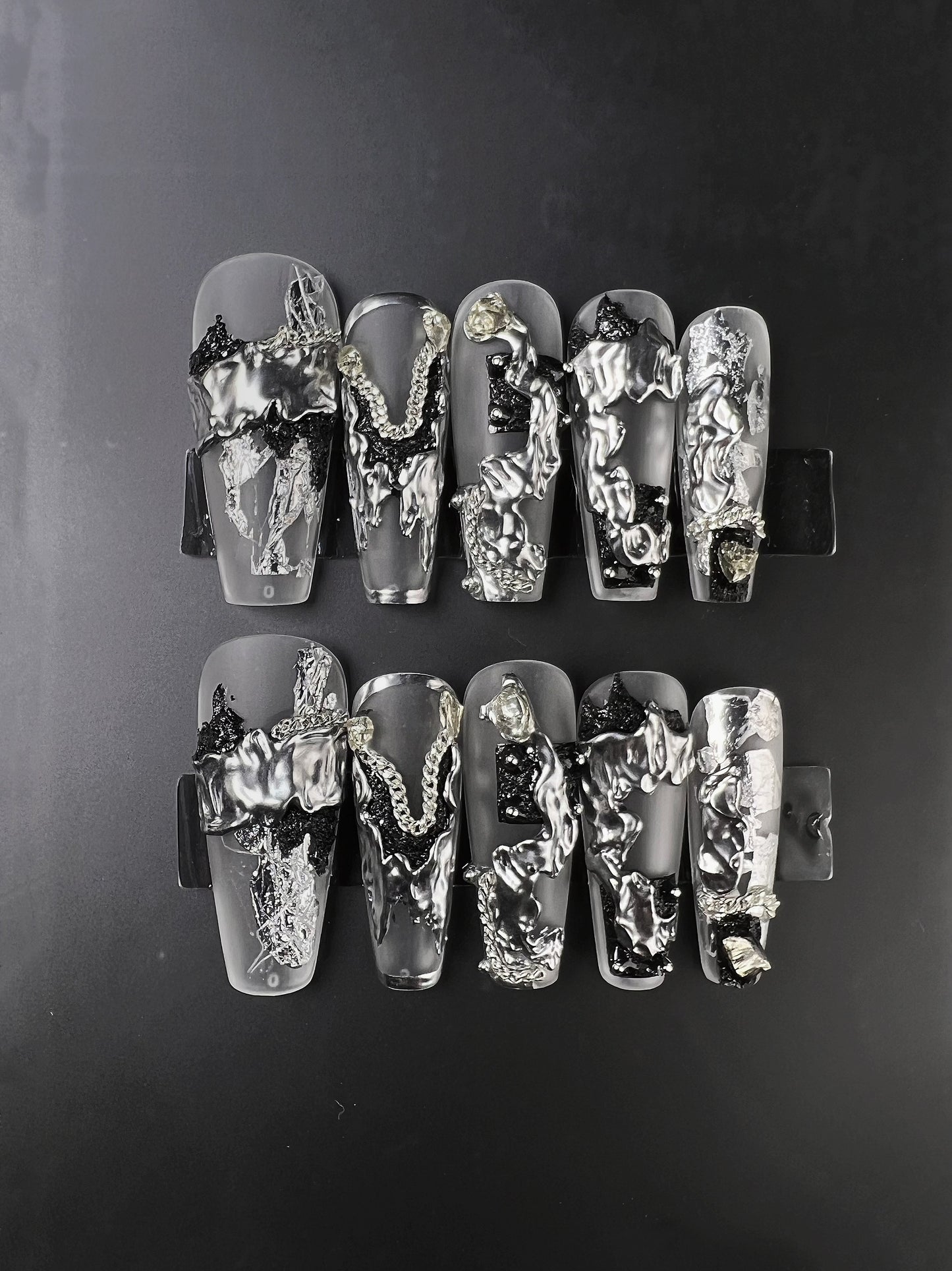 Dark Cool Style Press On Nails: Dive into Instant Glamour