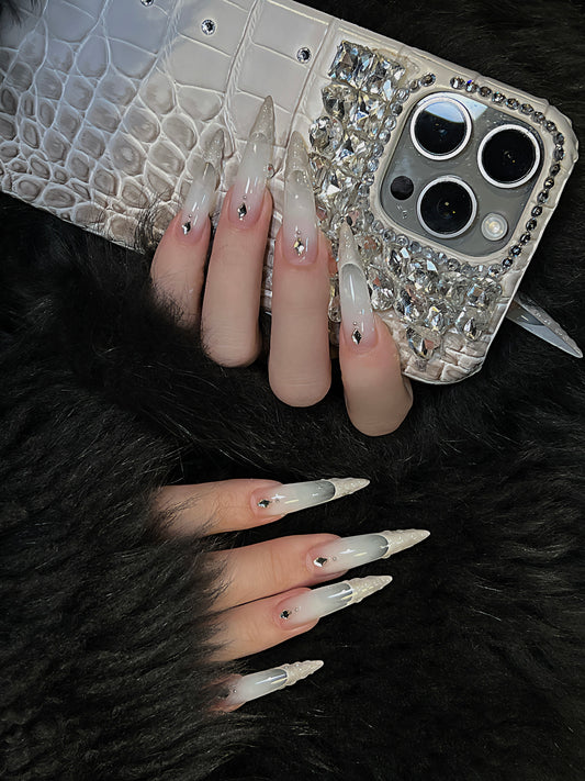 ✦ [Lavière] Croc de Blanc