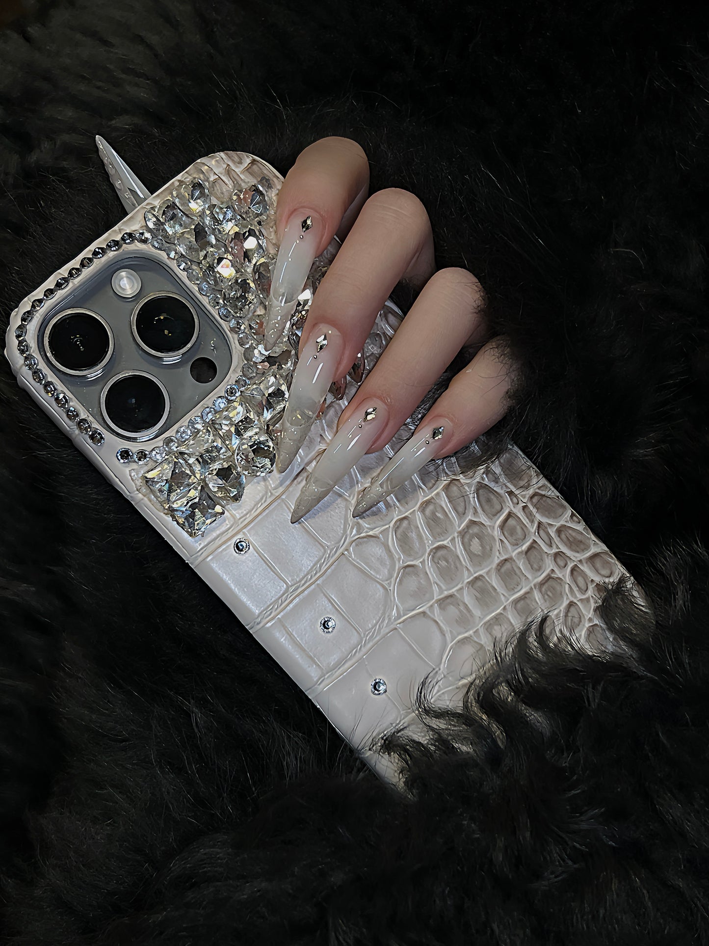 ✦ [Lavière] Croc de Blanc